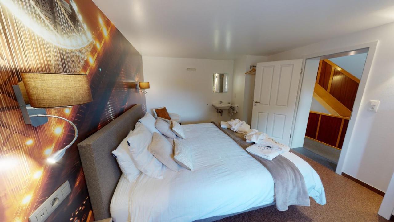 Ferienhof A&B Wellness Villa 12 Personen Hunningen المظهر الخارجي الصورة